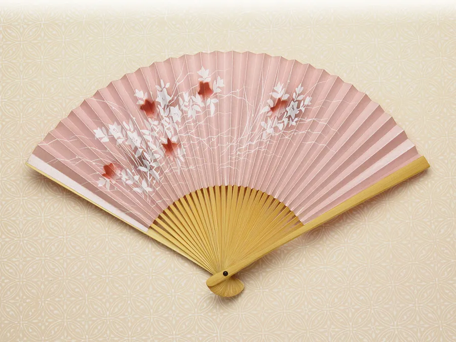 開く