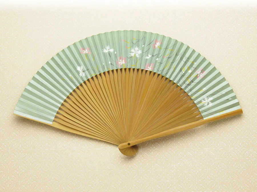 開く