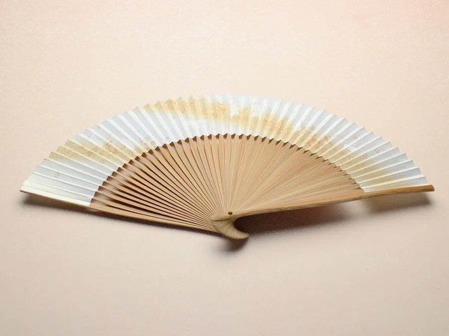 下から