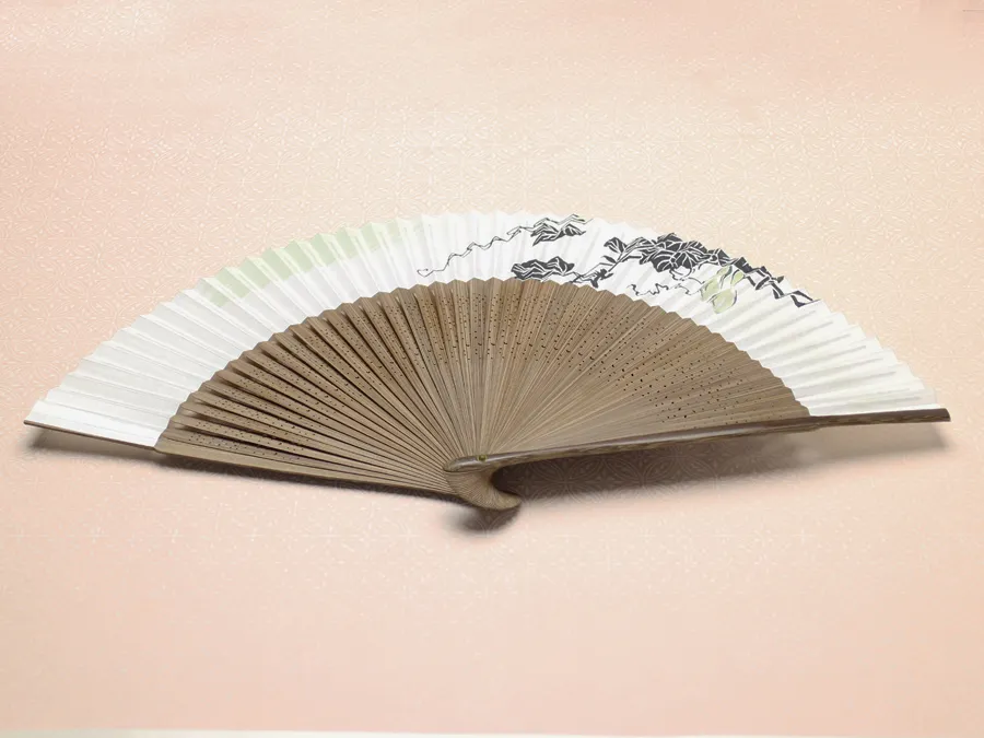 下から