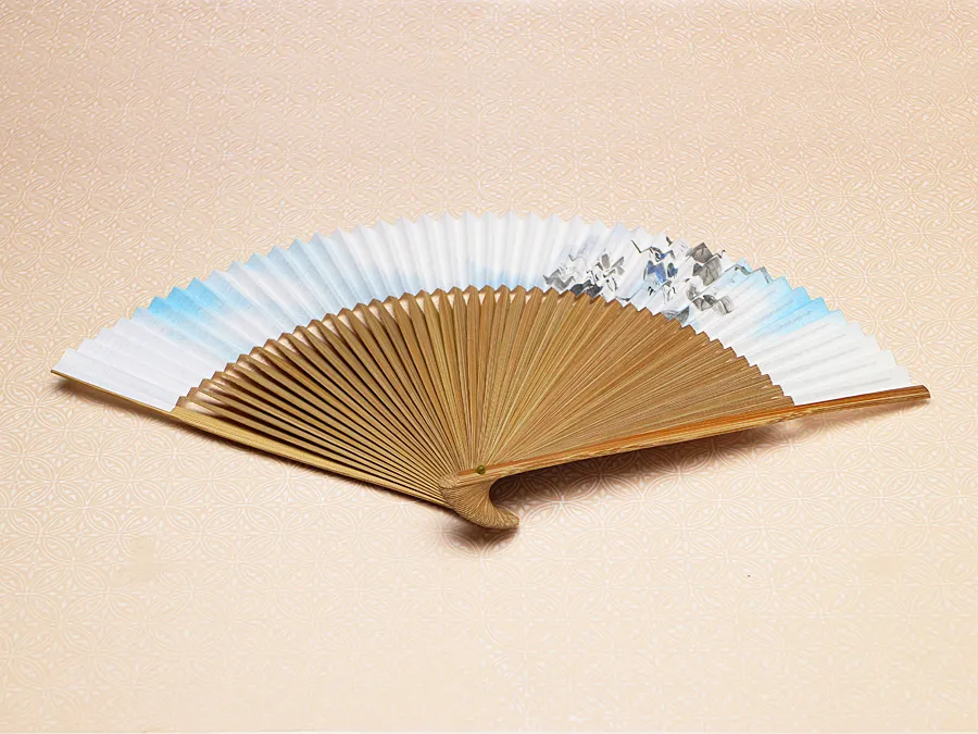 下から