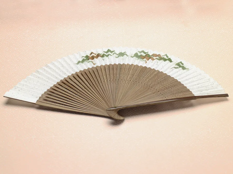 下から