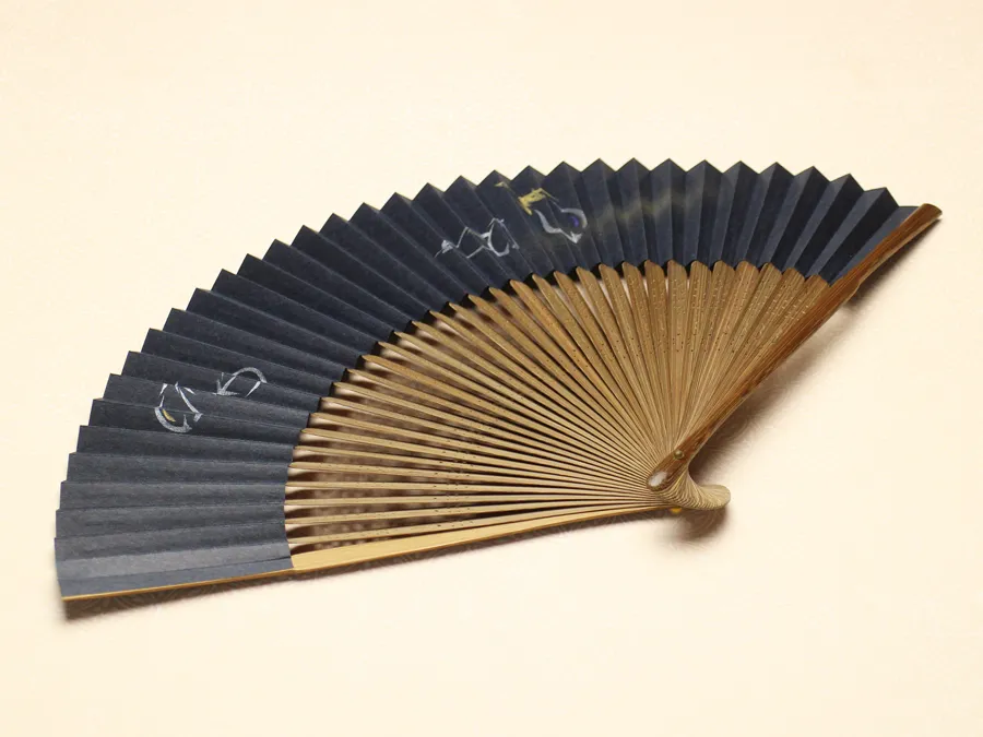 斜め