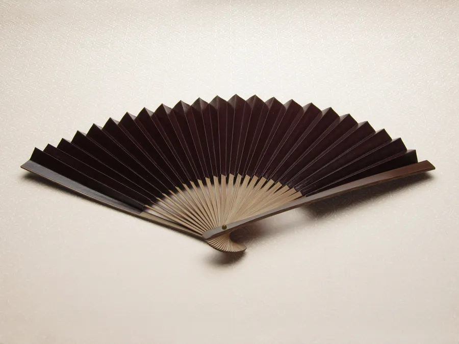 下から