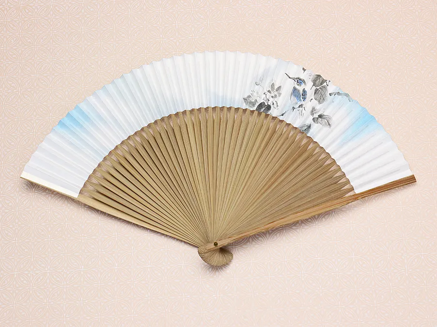 カワセミと野草の花