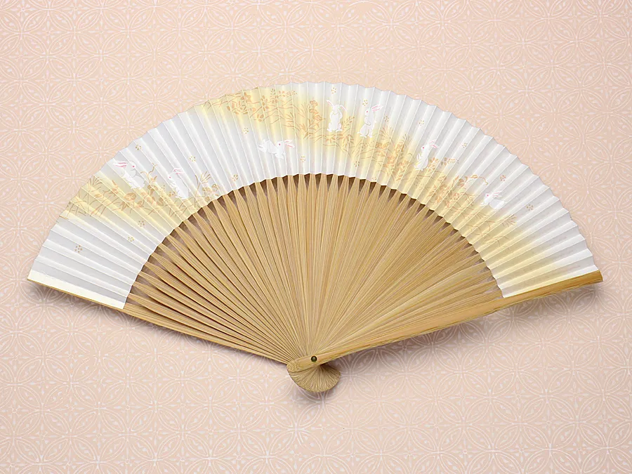 うさぎと四季の花